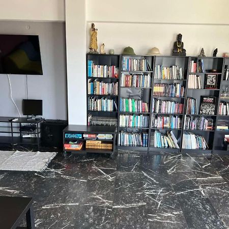 Alimos Marina Huge 3Bd Apartment Atenas Exterior foto